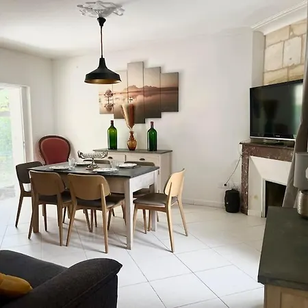 Charmante Maison Girondine La Riviere  Buitenkant foto