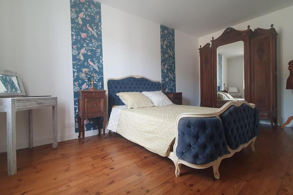 Charmante Maison Girondine * La Riviere (Gironde)
